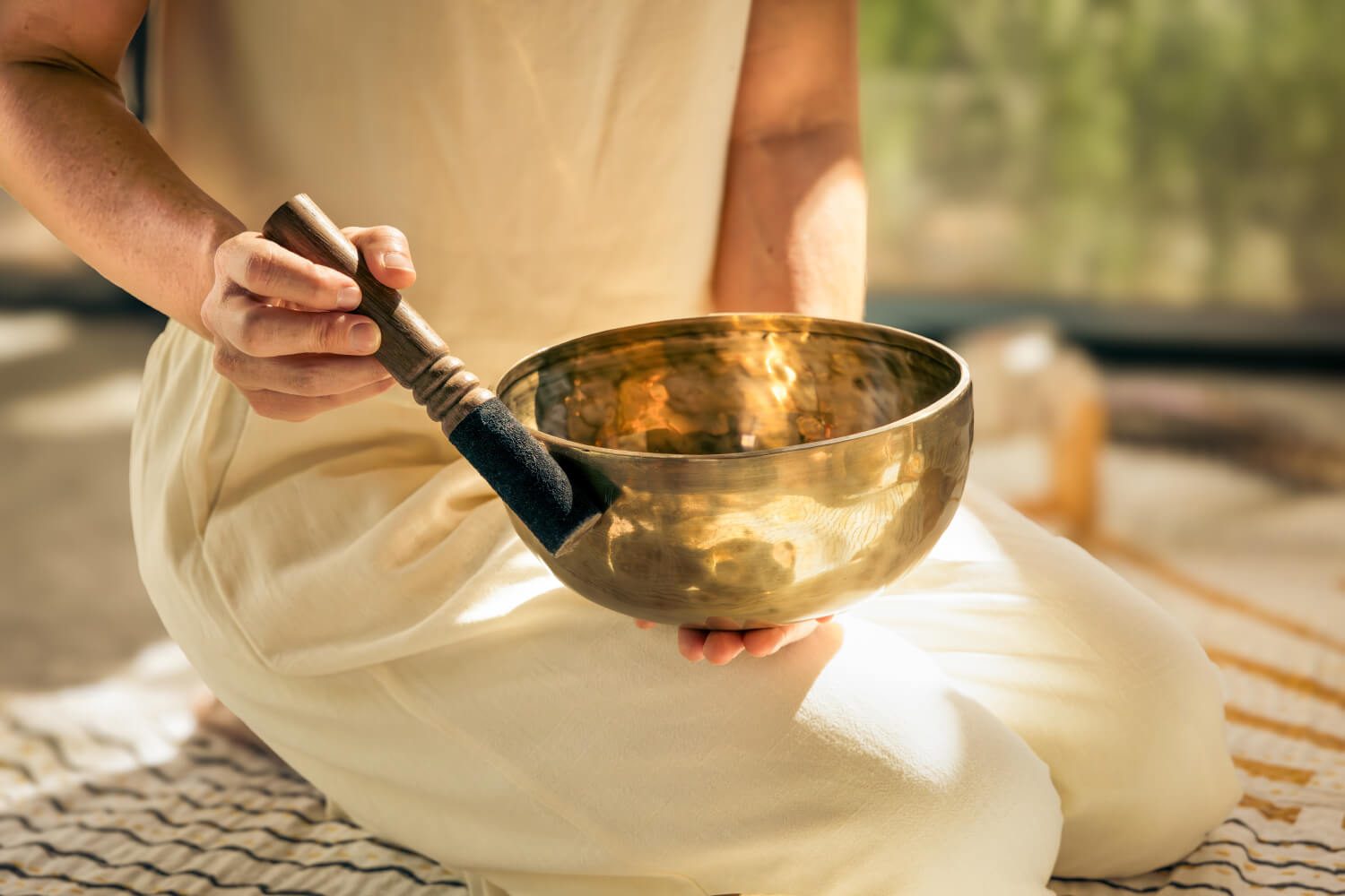 The Science of Sound Frequencies: Understanding How Music and Soundscapes Influence Relaxation, Focus, and Creativity
